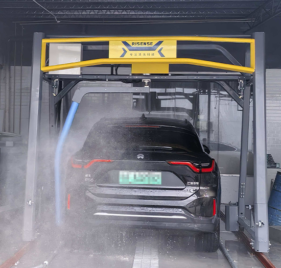 广东汽服中心安装日森单摆臂无接触洗车机